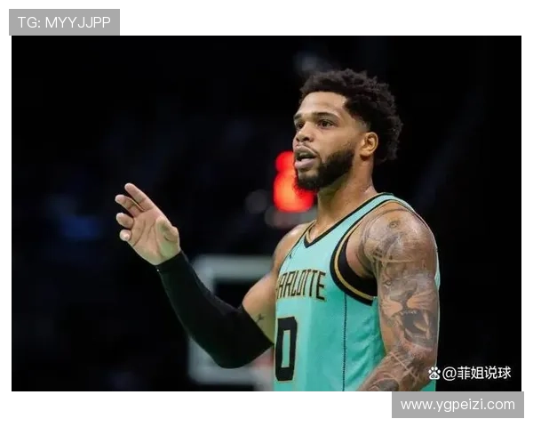 九人得分上双黄蜂轻松战胜篮网全队表现全面出色